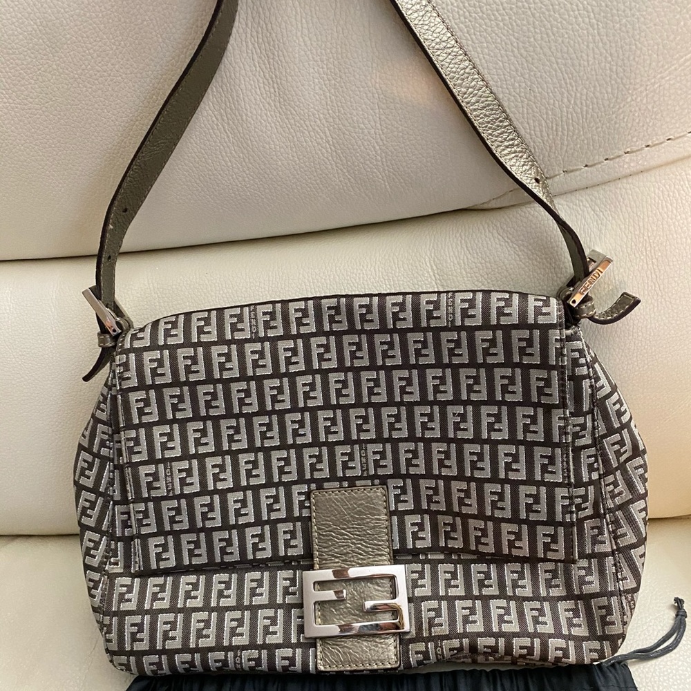 Fendi shoulder hand bag
